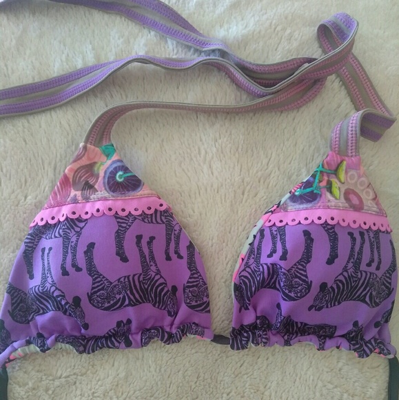 Maaji zebras and stars reversible bikini top 🌠 - Picture 4 of 8